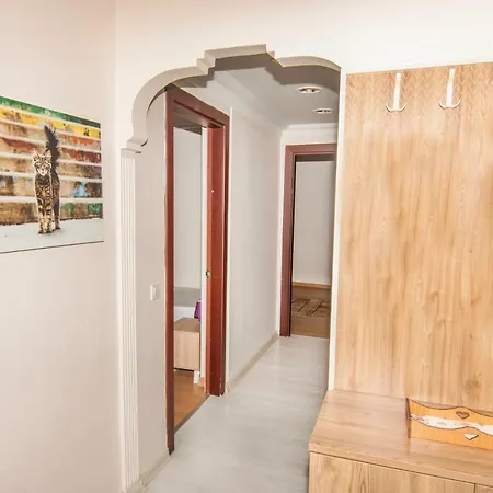 2 Bedroom House In Sisli, 7 Min To Cevahir Shopping Mall & Metro Сasa de vacaciones Estambul