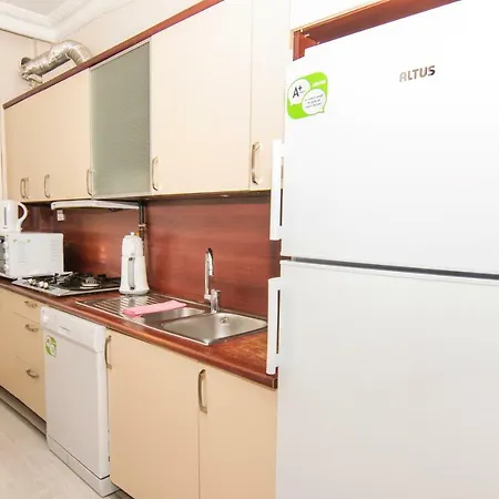Сasa de vacaciones 2 Bedroom House In Sisli, 7 Min To Cevahir Shopping Mall & Metro Estambul